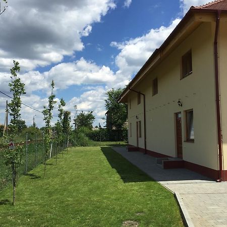 AQUA Thermal Sóterápia és Apartmanház Püspökladány Habitación foto